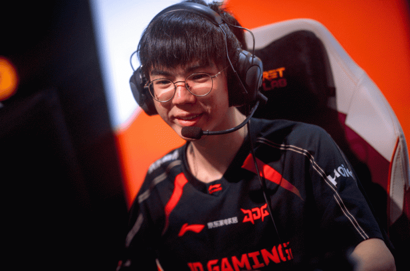 Junjia nói lý do rời CFO để đầu quân cho JDG 808430